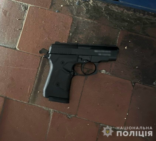 У Дніпрі грабіжника, який вчинив стрілянину у магазині, затримали його відвідувачі | новини Дніпра