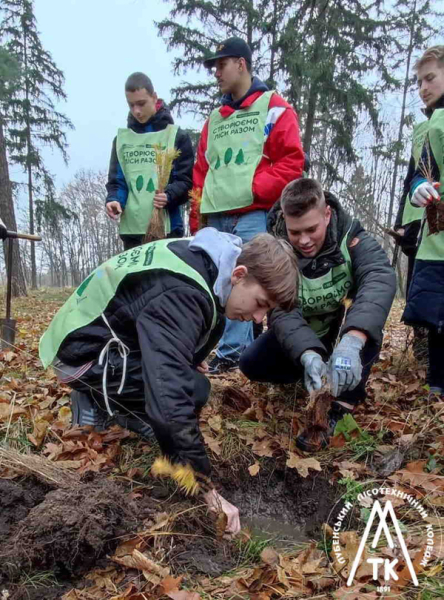 Із незламною вірою у майбутнє України висаджуємо ліси!