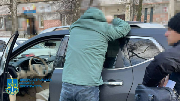 На Дніпропетровщині посадовця міськради підозрюють у хабарництві  | новини Дніпра