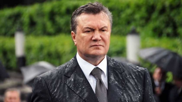 Пугает Россией: Янукович обратился к украинцам