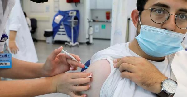 Израиль колет бустер: третья доза вакцины – обязательна - Коронавирус