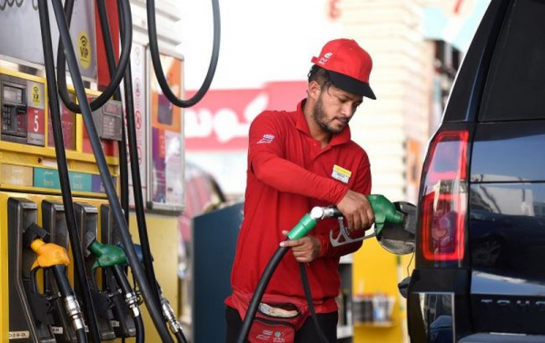На украинских АЗС снизили цены: сколько стоит бензин и ДТ