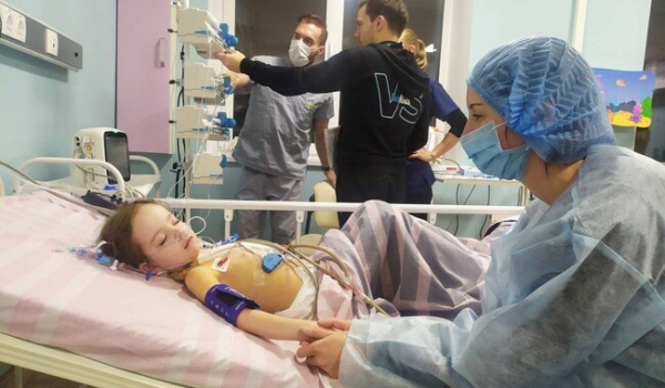 Во Львове сделали сверхсложную операцию ребенку с тяжелыми пороками сердца - Общество