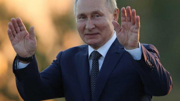 Позвал к Януковичу: Путин предложил Порошенко «политическое убежище»