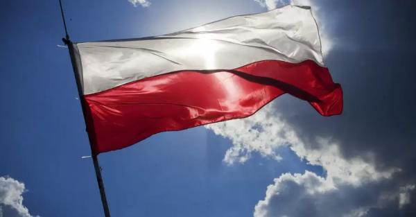  Польша с марта отменит все ковидные ограничения, кроме ношения масок - Коронавирус
