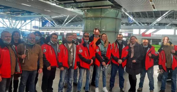 На украинскую антарктическую станцию отправились новые ученые и инженеры - Общество