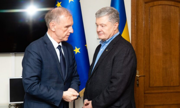 Порошенко закликав Євросоюз підтримати позицію Сенату Польщі щодо надання Україні оборонної зброї