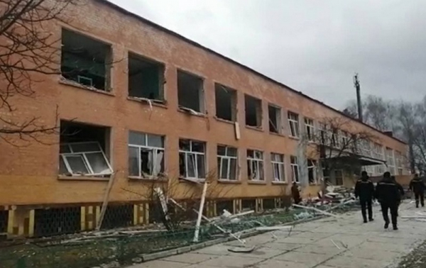Враг ударил по Чернигову: разрушены школы и жилые дома