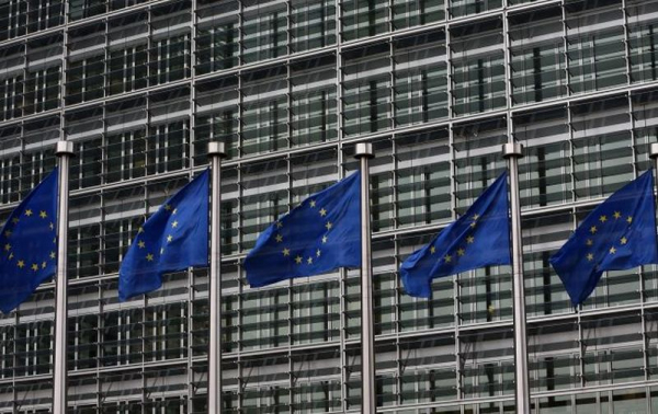 ЕС планирует отменить пошлины и квоты на товары из Украины, — Bloomberg