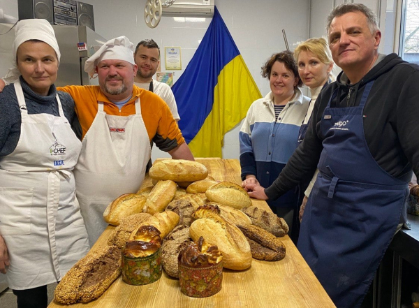 Автор Чернобаевского хлеба: Чернослив в нем – это орки, белый лен – искры нашей арты - Общество