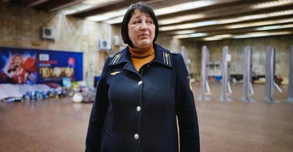 Начальник станции метро Героев Днепра: Я знала, что нельзя плакать, на меня же смотрели люди - Общество