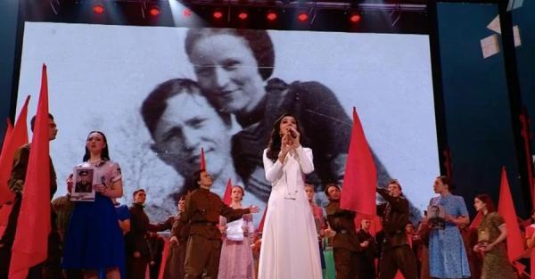 Российский телеканал показал в эфире снимки "ветеранов войны", среди них - фото Бонни и Клайда - Общество