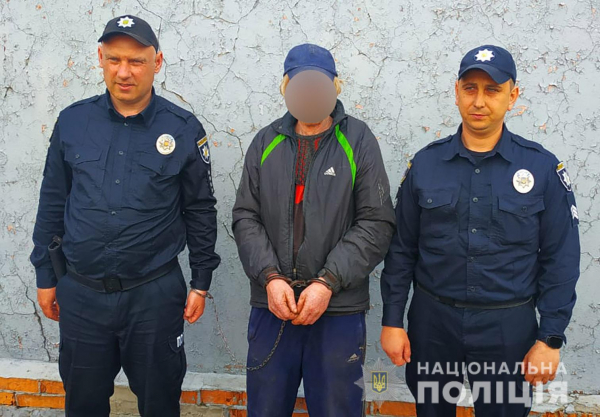 На Чернігівщині затримано вбивцю двох людей, який ховався по занедбаних хатах. ФОТО | Криминальные новости