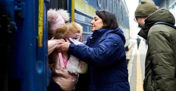 Поезд Киев - Ивано-Франковск переименовали в честь мамы  - Общество