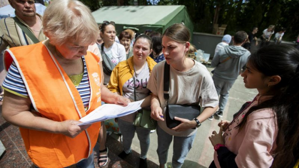 Украинских беженцев в Болгарии выселяют из отелей, но на улицу не выгонят - Общество