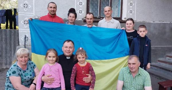Священник из Тернопольской области: Село благодаря переселенцам выросло в два раза  - Общество