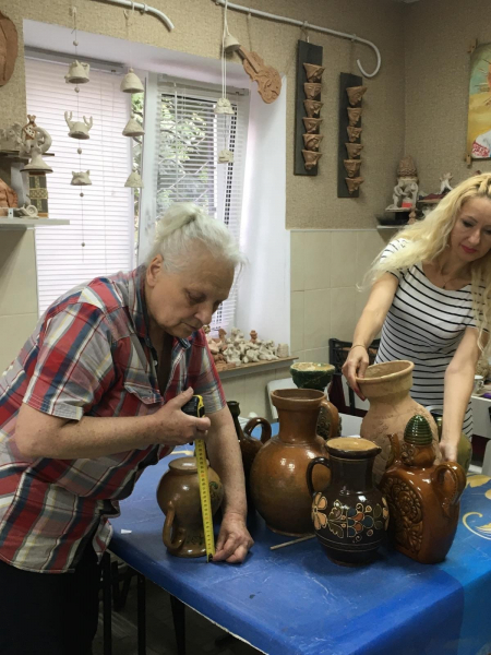 В Никополе создали музей керамических изделий: жителей просят пополнять коллекцию