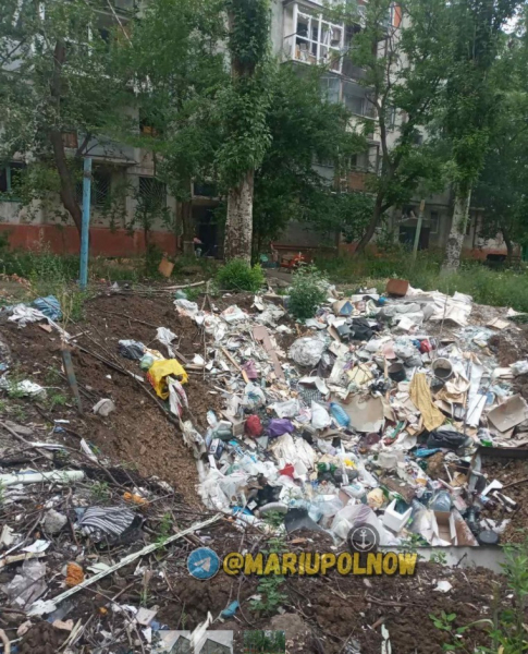 Жители Мариуполя: Вместо разрушенного жилья нам предлагают забрать уцелевшее чужое - Общество
