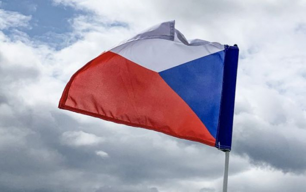 
Чехи прислали миллион долларов для ВСУ на годовщину советской оккупации - Новости Мелитополя
