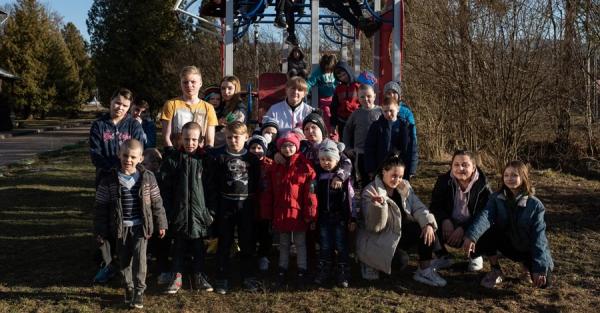 Воспитательница из Черниговского детдома вывезла из-под обстрелов 30 детей - Общество