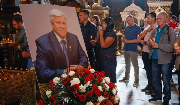 В Киеве прощались с Героем Украины Вадатурским и его женой - Общество