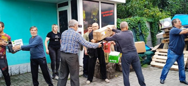 Дочка бійця ЗСУ зібрала в Європі 20 тонн гуманітарної допомоги, яку доставили до Павлограда