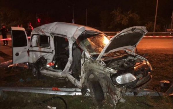 
Во Львовской области произошло ДТП с военным автомобилем: четверо погибших - Новости Мелитополя

