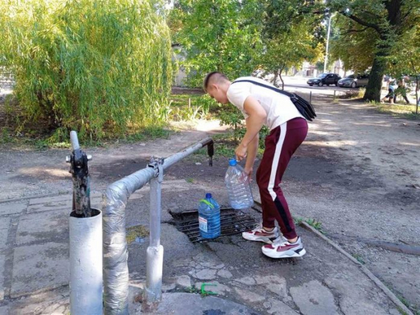 Павлоградців ласкаво просять зробити дводенний запас води