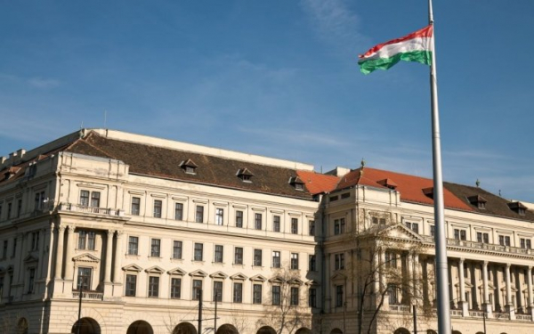
Венгрии намекают на выход из ЕС из-за позиции в отношении России - Новости Мелитополя
