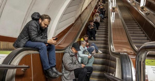 В метро Киева с 1 ноября увеличат интервал движения поездов - Общество