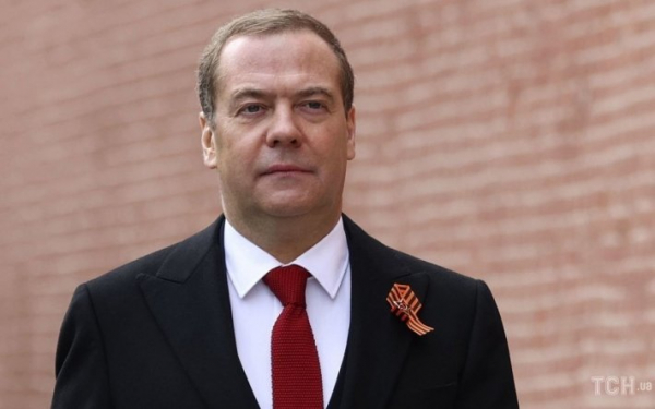 
"Судя по лицу, секса у него нет": Фейгин назвал Медведева "идиотом" и объяснил почему - Новости Мелитополя
