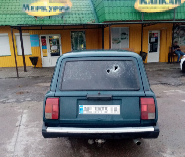 На Дніпропетровщині затримано хуліганів, які напали на водія та пасажирку легковика | новини Дніпра