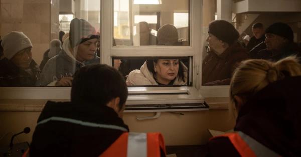 Укрзализныця: После российских обстрелов задерживаются 22 поезда - Общество