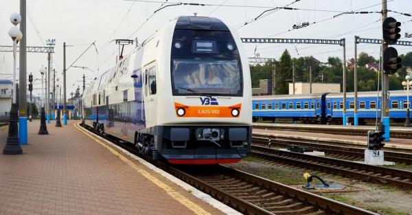 Укрзализныця запустила поезда по четырем новым направлениям - Общество