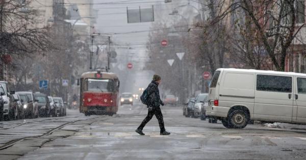 Из-за дефицита электроэнергии в Киеве остановили трамваи и троллейбусы - Общество