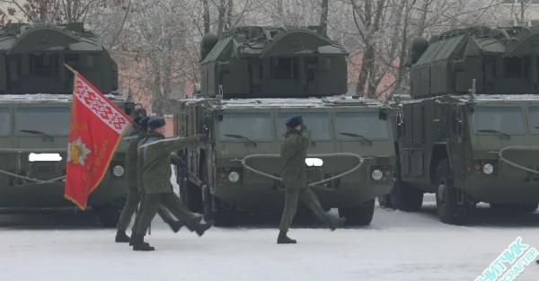 В Беларуси в очередной раз продлили военные учения возле украинских границ - Общество