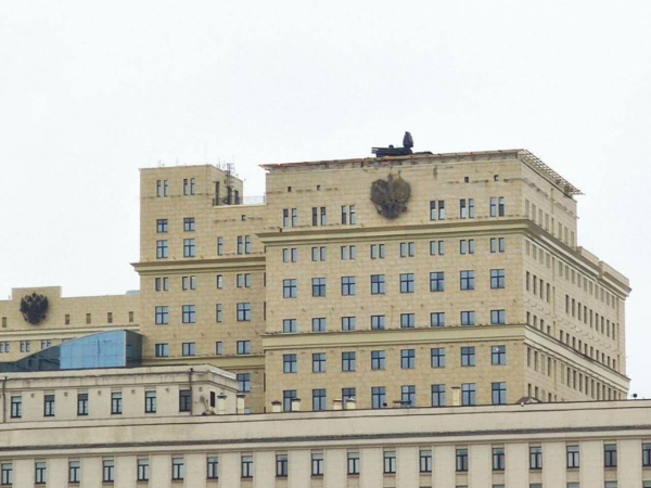 РФ устанавливает на крышах московских административных зданий средства ПВО - Общество