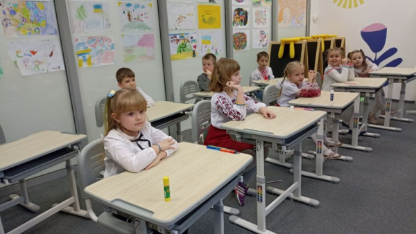 Children Hub для дітей з України у Варшаві: там ...