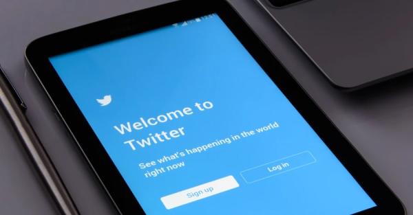  В Twitter зафиксировали один из крупнейших в истории взломом  - Общество