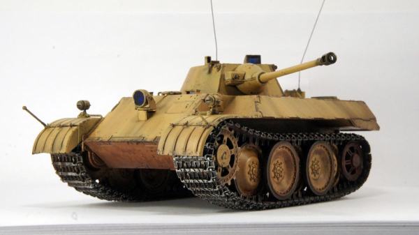 В немецком танковом зверинце Леопарды прижились лишь с третьей попытки - Общество