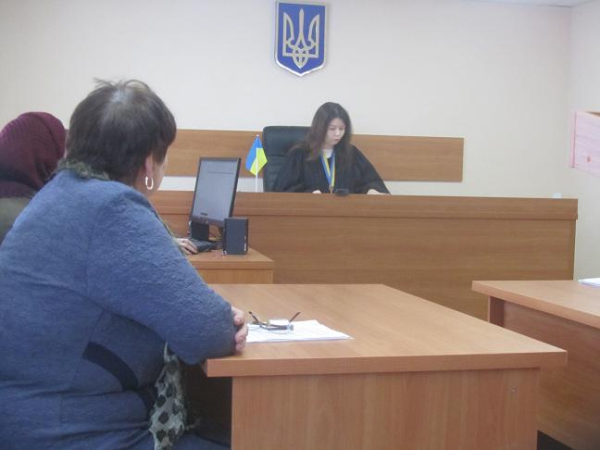 Військовослужбовця, який 3 місяця доглядав хвору бабусю, оштрафували в Павлограді на 70 000 гривень