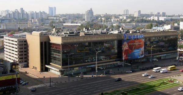 Проспекту и площади Победы в Киеве вернули исторические названия - Общество