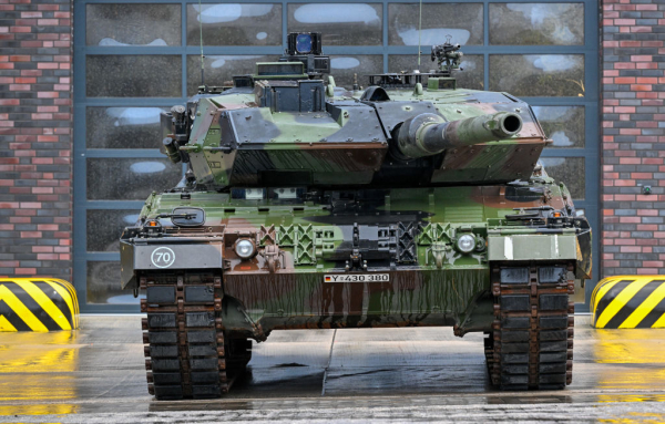 Почему Leopard-2 называют лучшим танком в мире, а россияне так боятся  - Общество