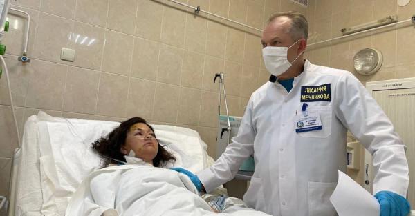 Медики рассказали о состоянии здоровья спасателей, взорвавшихся на растяжке в Харьковской области - Общество