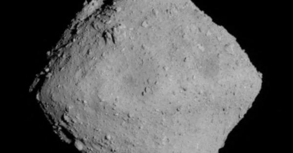 На астероидах обнаружены соединения, которые могли зародить жизнь на Земле - Общество