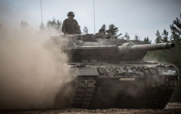 
В ВС Канады показали, как учат украинских военных овладевать танками Leopard 2 - Новости Мелитополя
