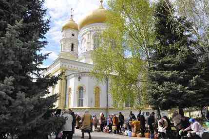 Павлоград і Тернівка готуються святкувати Великдень