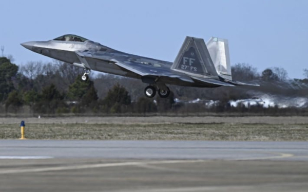
Всего за доллар: США продадут Польше десятки истребителей F-22 Raptor - Новости Мелитополя
