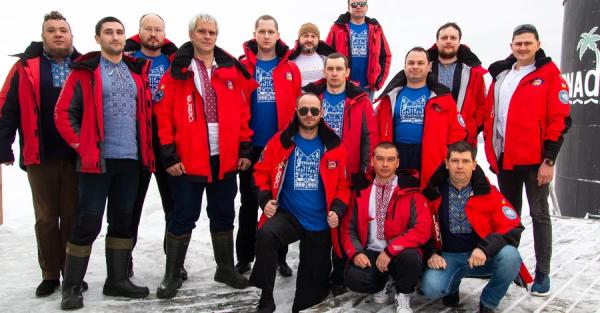 Украинские полярники отметили День вышиванки в Антарктиде - Общество