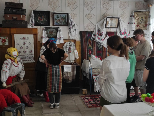 
				Інтерактивну краєзнавчу кімнату відкрили у Гаркушинському сільському будинку культури
				